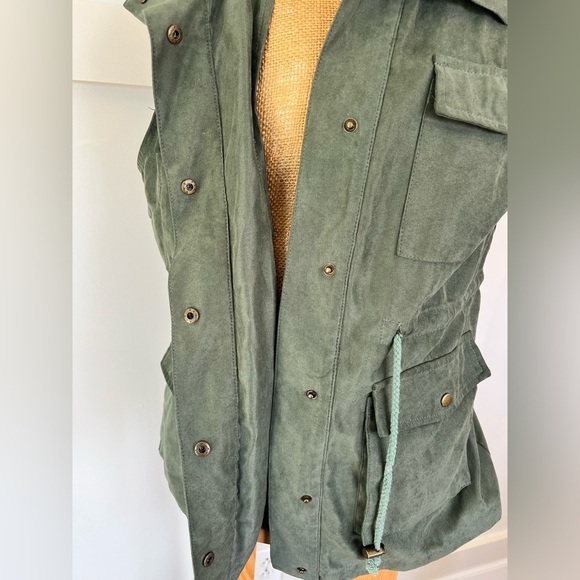 Entro by Anthropologie Green Utility Vest with hood button closure size Small - Picture 3 of 8